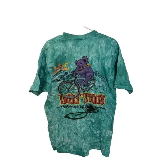 Men's Vtg (c)1995 GDM Liquid Blue Grateful Dead Treads Bears T-shirt Size L.